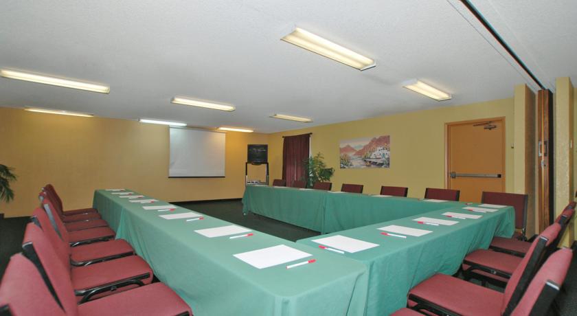 Ramada Tucson East 호텔 외부 사진